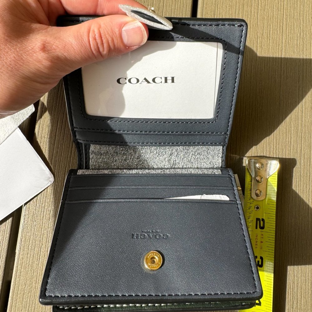 Coach Green Snap Wallet with Signature Monogram Print - NWT - Picture 7 of 9